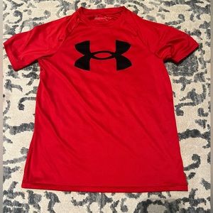 Under Armour Heat Gear Boys Shirt Size Medium